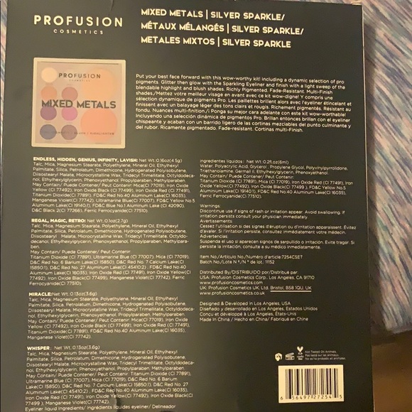 Makeup Set - Picture 2 of 2